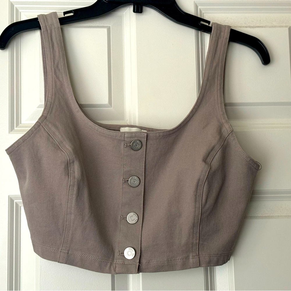 Wilfred Free (Aritzia) Cropped Button Structured Tank